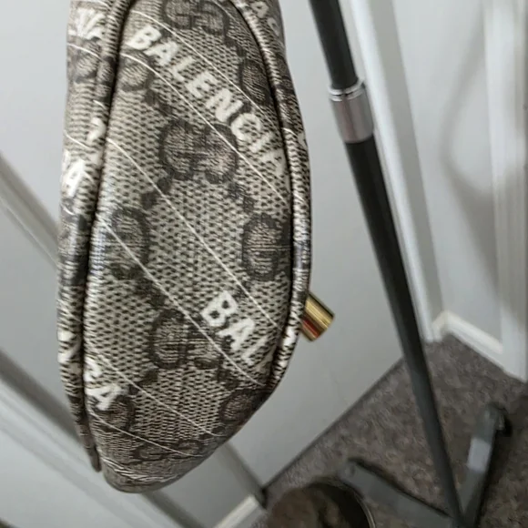 Balenciaga x Gucci Calab.Beige Shoulder Bag. NWOT. - Picture 11 of 14